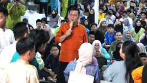 Hadiri PKKMB UIS, Gubernur Kepri Ajak Mahasiswa Mengembangkan Karakter