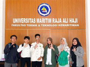 Implementasi Program MBKM, 5 Mahasiswa Teknik Informatika Ikuti Pertukaran Mahasiswa di FT UMRAH