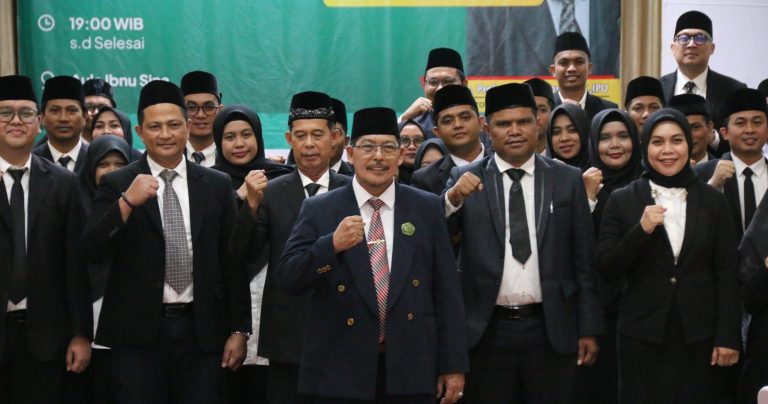 FT UIS Sambut Pemimpin Baru: Sanusi Resmi Menjabat Dekan