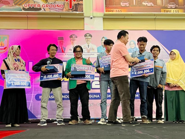 Mahasiswa FT UIS Raih Juara II Lomba TTG Kota Batam dengan Inovasi Telescopic Mast