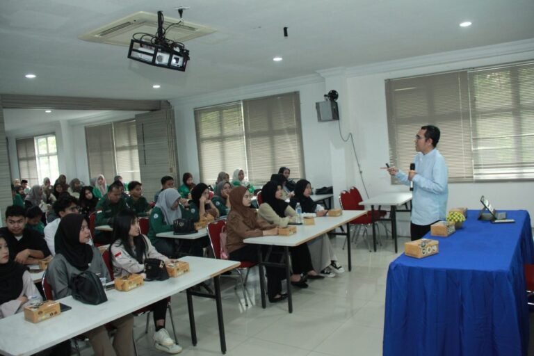 BPJS Kesehatan Batam Sosialisasikan Program JKN kepada Ratusan Mahasiswa