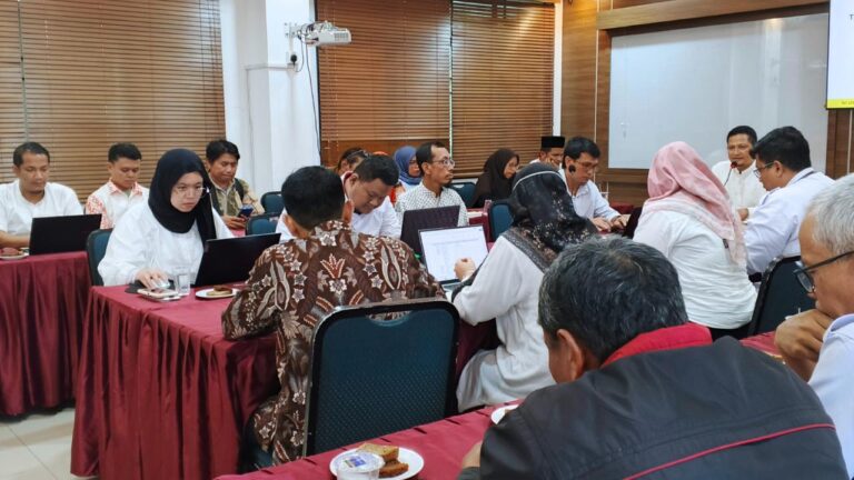 FST UIS Sosialisasikan VMTS untuk Mantapkan Persiapan Pengajaran Semester Gasal 2025/2026